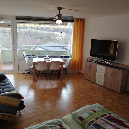 Sonnige Ferienwohnung Mit Seeblick 울딘겐물호펜 외부 사진