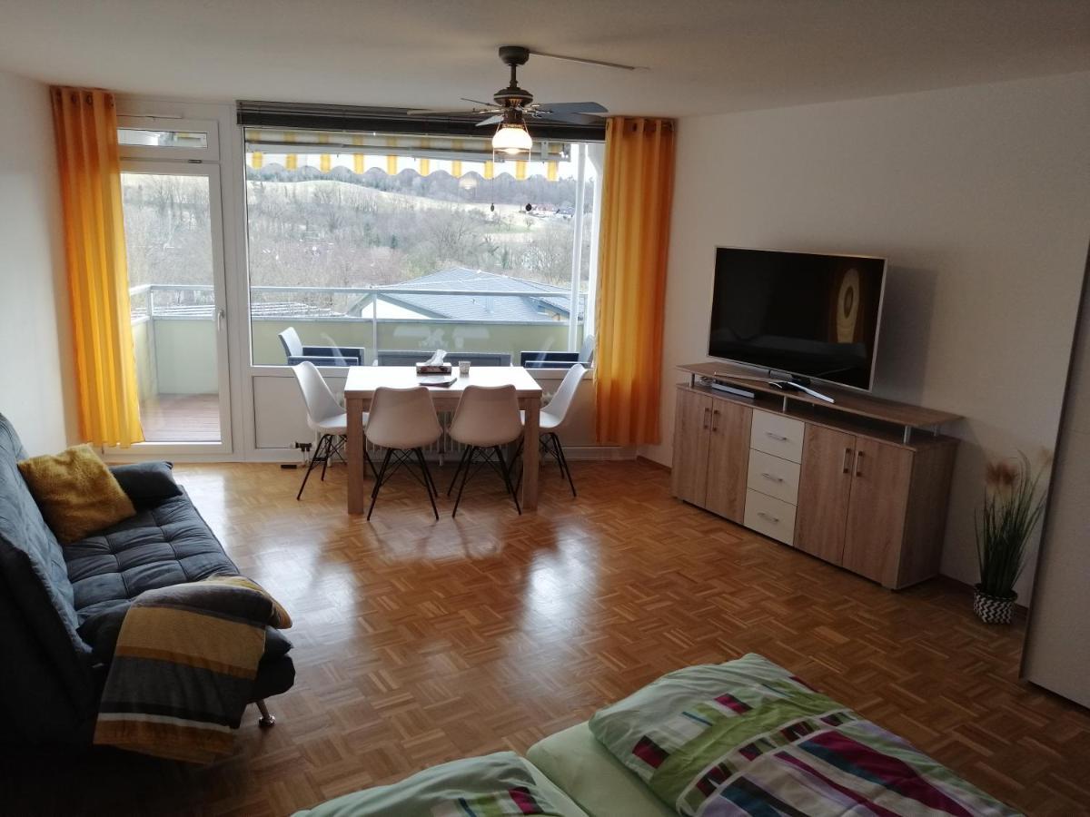 Sonnige Ferienwohnung Mit Seeblick 울딘겐물호펜 외부 사진